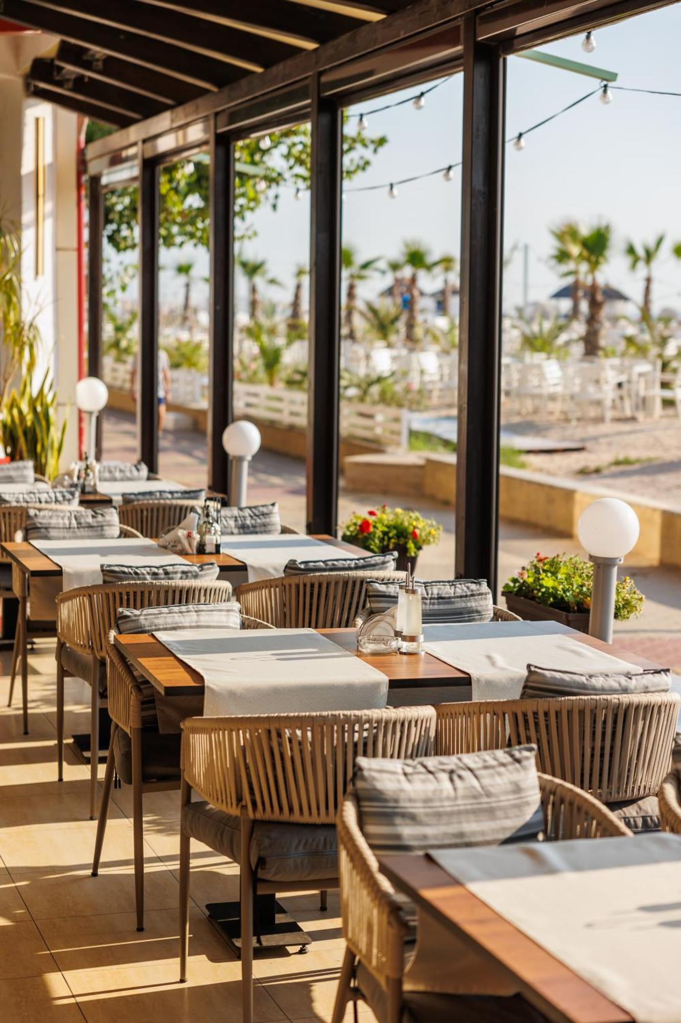 Hotel Hawaii Мамая Екстер'єр фото